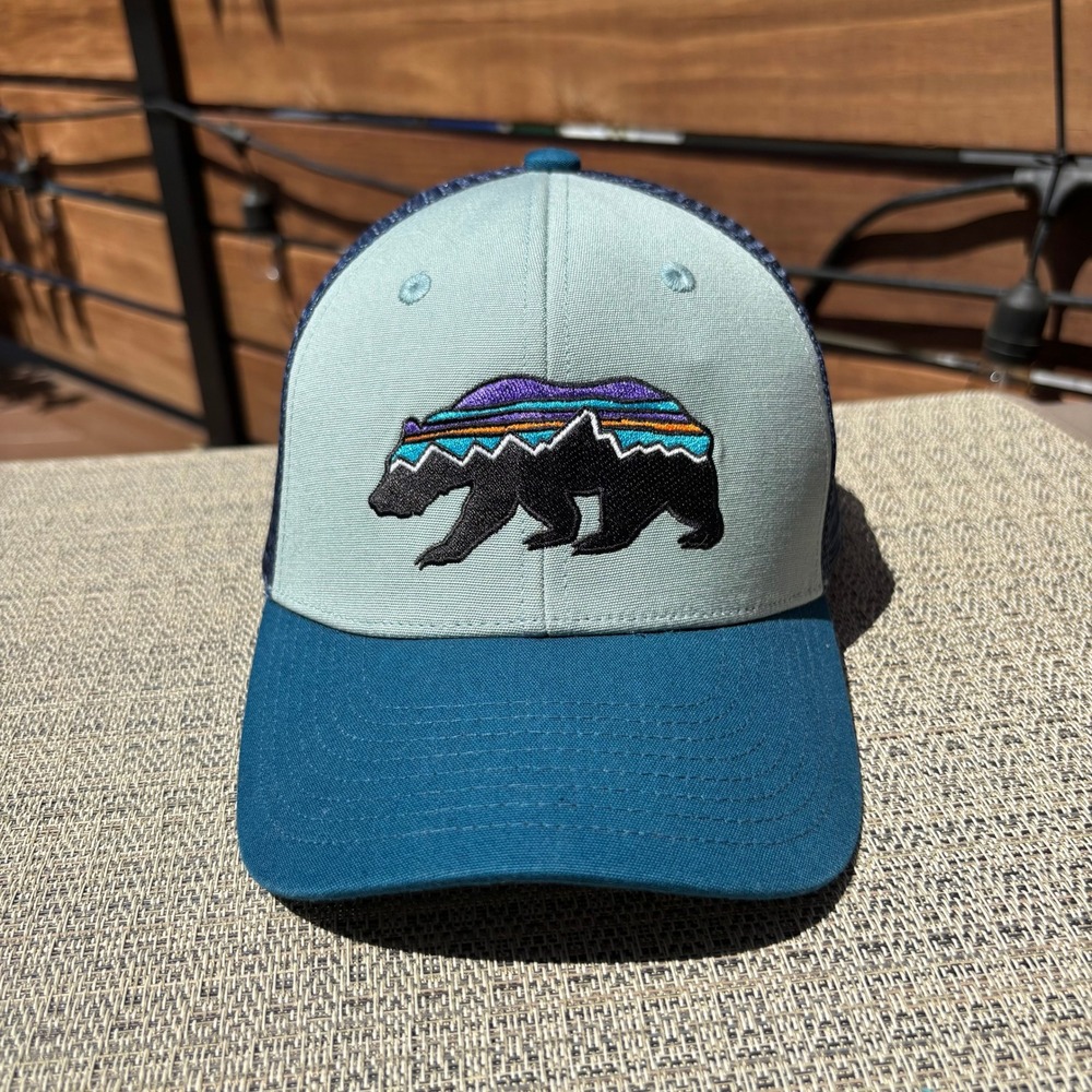 Patagonia Trucker Hat Unisex OSFA Blue Grey Excellent Fitz Roy Bear Snapback